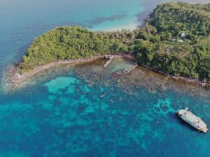 Alternative view of Phu Quoc 4 Island Tour – Marine Adventure with Seawalker & Cable Car